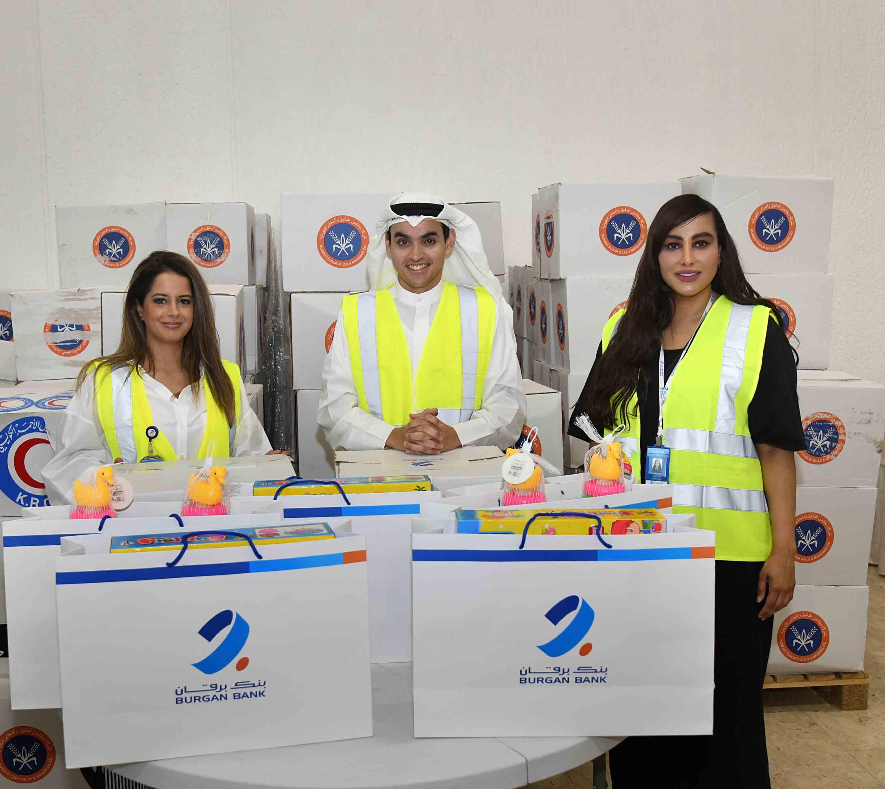 Burgan Bank Distributes Ramadan Food Baskets in Cooperation with KRCS